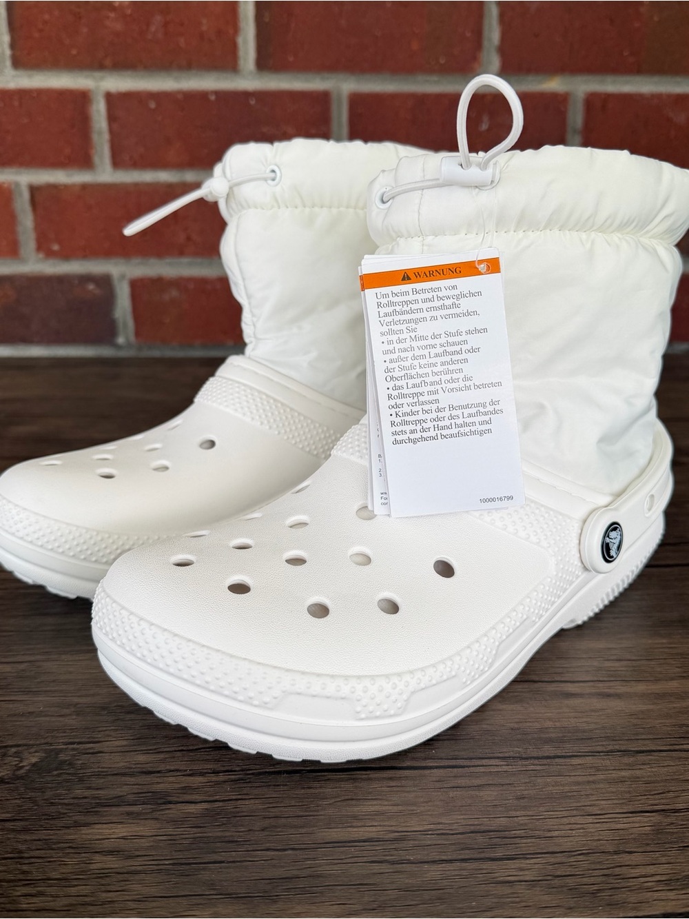 NEW CROCS women's classic lined neo puff boots in white